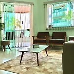 Apartamento Ubatuba. 100 metros da praia
