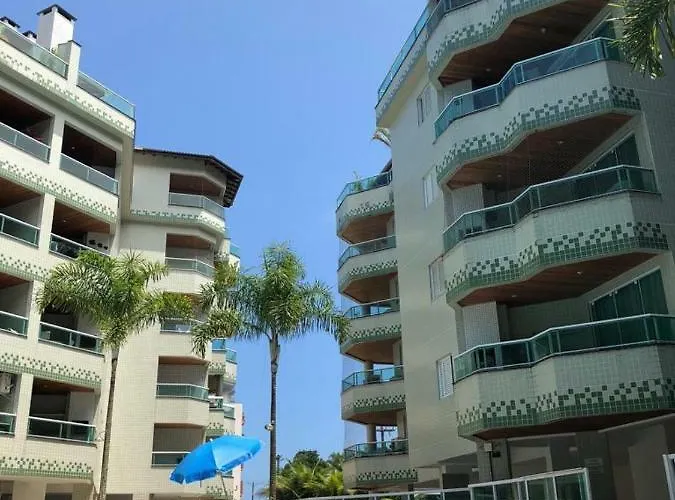 Apartamento Ubatuba. 100 metros da praia