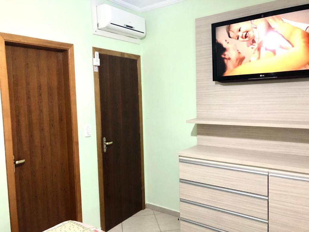Apartamento Ubatuba. 100 Metros Da Praia Apartamento Ubatuba