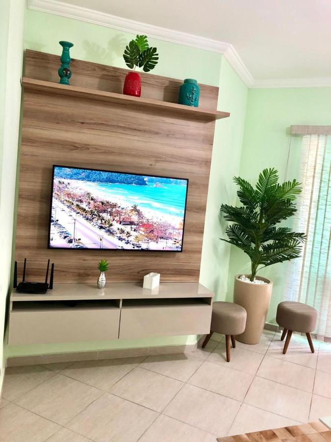 Apartamento Apartamento Ubatuba. 100 Metros Da Praia