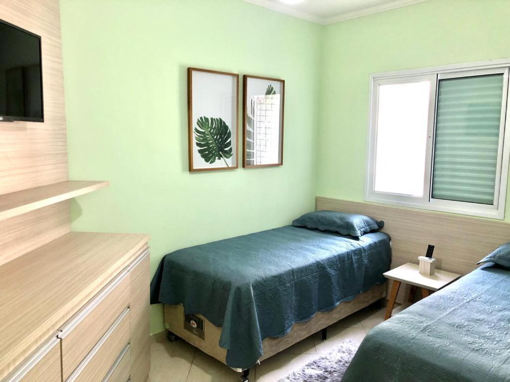 Apartamento Apartamento Ubatuba. 100 Metros Da Praia